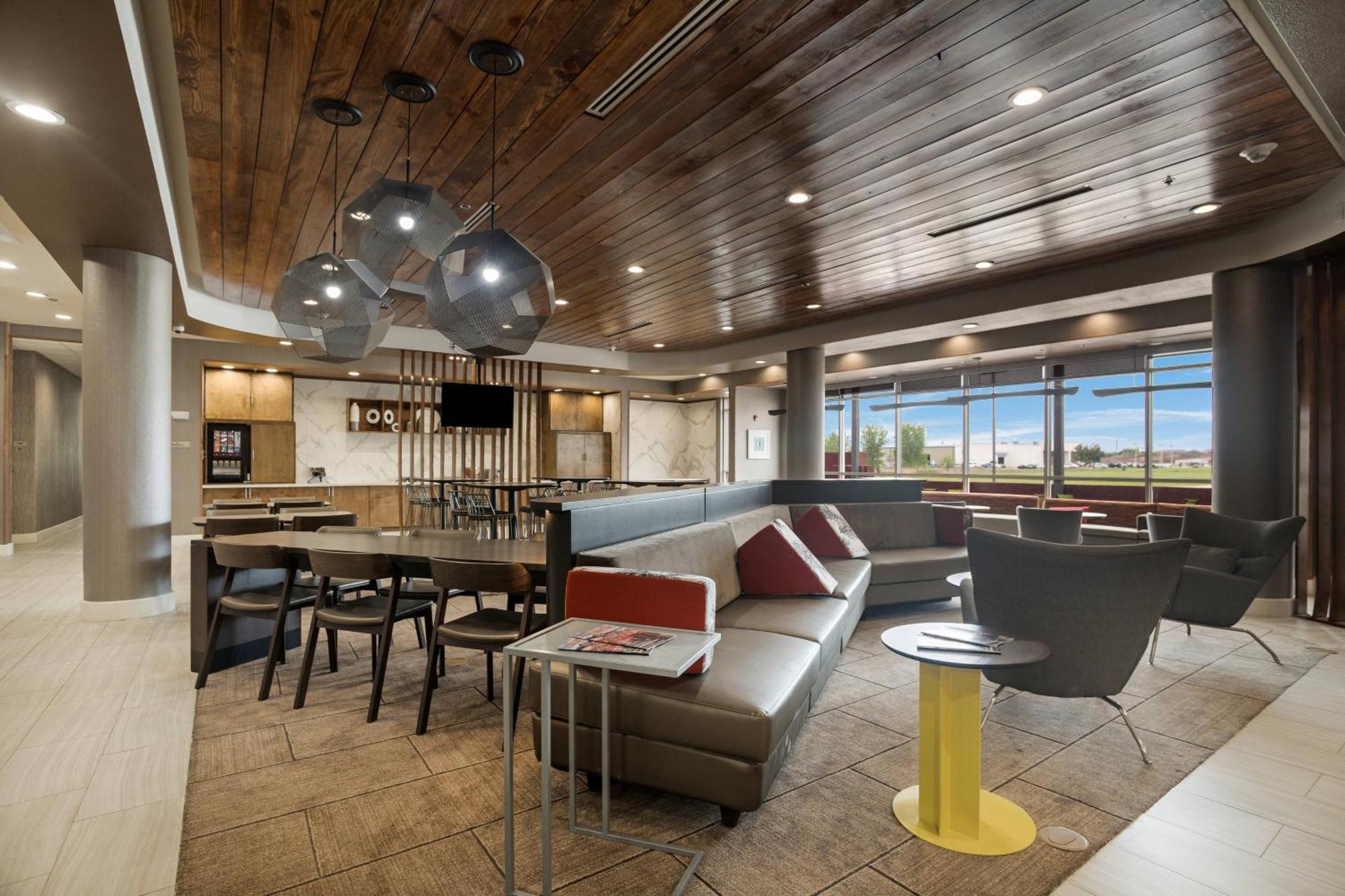 Springhill Suites By Marriott Стилуотър Екстериор снимка